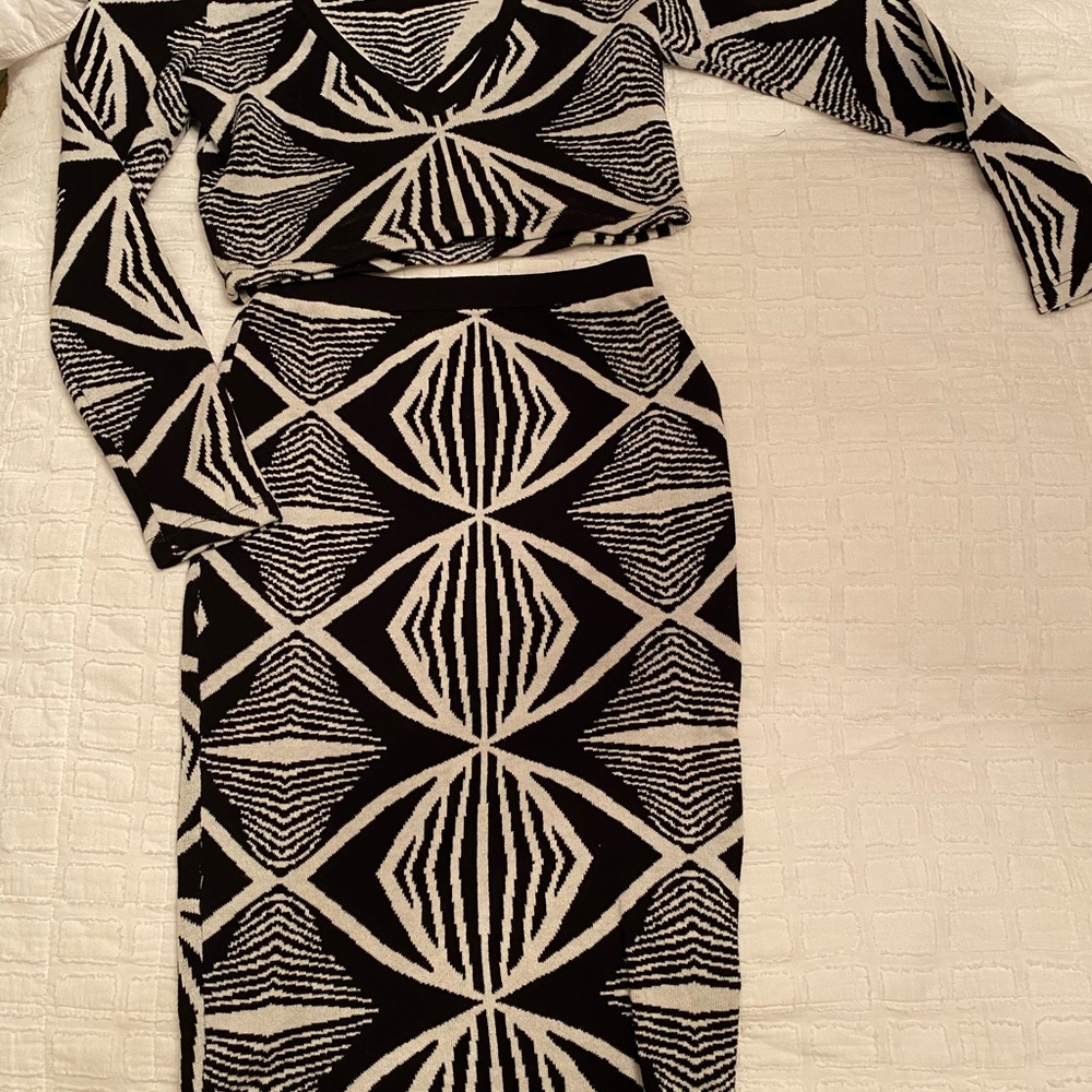 Nasty Gal Sweater Crop Top and Knee Length Skirt